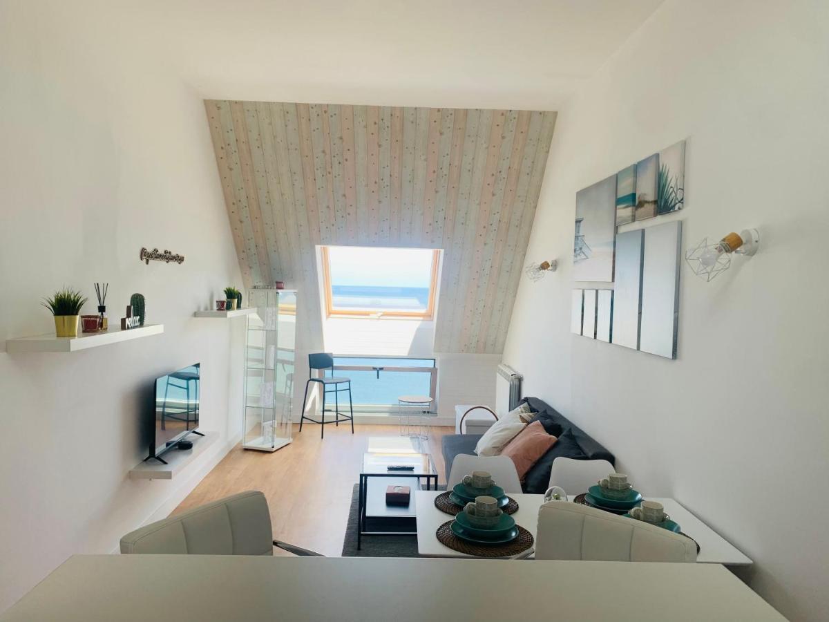 Apartamentos Lamarosa -Atico ,Vistas Al Mar Cantabrico Parking Burela Luaran gambar