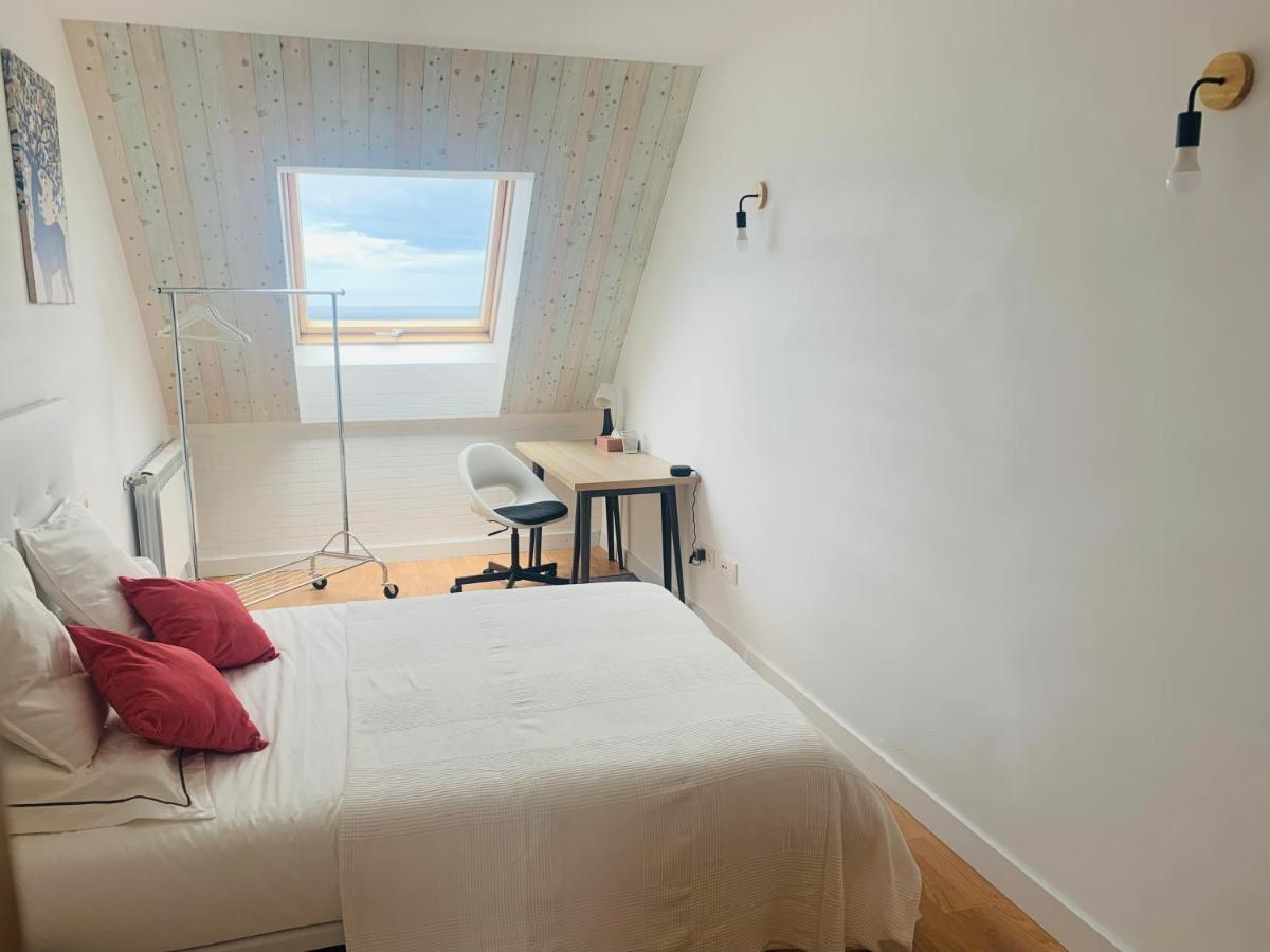 Apartamentos Lamarosa -Atico ,Vistas Al Mar Cantabrico Parking Burela Luaran gambar